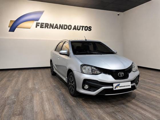 TOYOTA ETIOS 1.5 PLATINUM 16V FLEX 4P AUTOMÁTICO TOYOTA ETIOS 1.5 PLATINUM 16V FLEX 4P AUTOMÁTICO